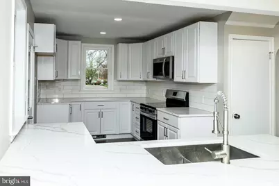 1050 S Keim Street, Pottstown, PA 19465 - Photo 2