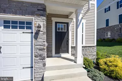 265 Chase Drive, Downingtown, PA 19335 - Photo 2