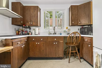 819 W Miner Street, West Chester, PA 19382 - Photo 14