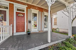 254 Chestnut St, Spring City, PA 19475 - Photo 2