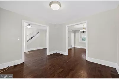 43 W Central Avenue, Paoli, PA 19301 - Photo 12