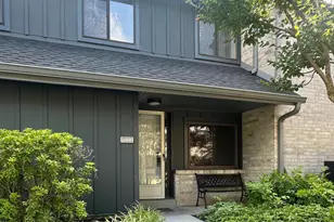 560 Foxwood Ln, Paoli, PA 19301 - Photo 1