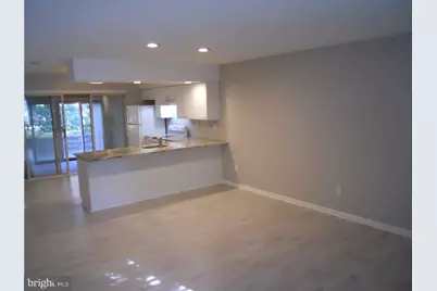 309 Headhouse Court, Wayne, PA 19087 - Photo 2