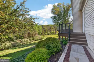 607 Spring Line Dr, West Chester, PA 19382 - Photo 40
