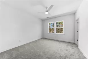 102 Knoxlyn Farm Dr, Kennett Square, PA 19348 - Photo 38