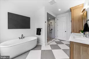 102 Knoxlyn Farm Dr, Kennett Square, PA 19348 - Photo 18