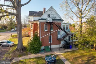 270 Broad St, Spring City, PA 19475 - Photo 8