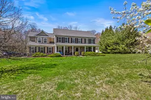 827 Oak Tree Rd, Kennett Square, PA 19348 - Photo 2