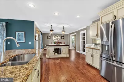 2 Parkside Drive, Elverson, PA 19520 - Photo 4