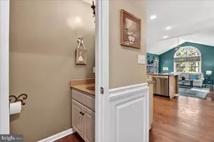 2 Parkside Dr, Elverson, PA 19520 - Photo 10