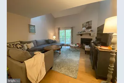 240 Valley Stream Lane, Tredyffrin, PA 19087 - Photo 4