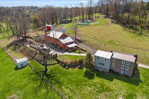 120 Alackness Rd, Spring City, PA 19475 - Photo 2