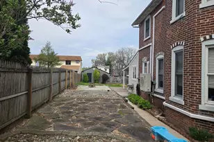 321 Walnut St, Spring City, PA 19475 - Photo 2