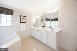 306 Winchester Ln, West Grove, PA 19390 - Photo 36