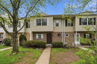 262 Carlyn Court, Downingtown, PA 19335 - Photo 2