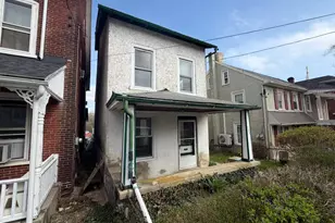 131 Bradford Ave, Downingtown, PA 19335 - Photo 2