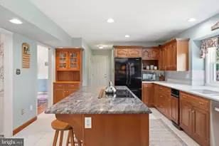 1315 N Tulip Dr, West Chester, PA 19380 - Photo 10