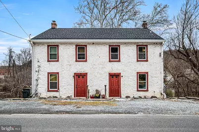 18 N Brandywine Avenue, Coatesville, PA 19320 - Photo 2