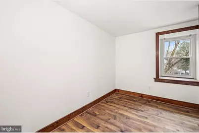 18 N Brandywine Avenue, Coatesville, PA 19320 - Photo 12