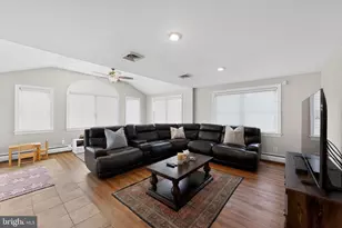 1386 Station Pl, West Chester, PA 19380 - Photo 8