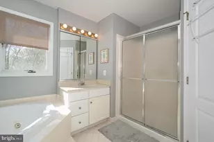 318 Long Ridge Ln, Exton, PA 19341 - Photo 36