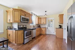 424 W Barnard St, West Chester, PA 19382 - Photo 8