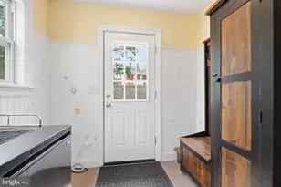 424 W Barnard St, West Chester, PA 19382 - Photo 12