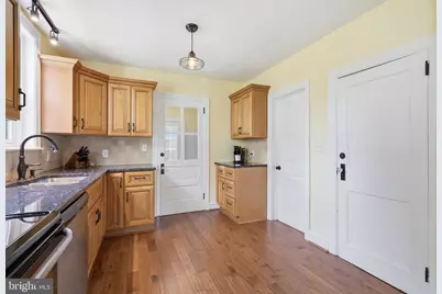 424 W Barnard Street, West Chester, PA 19382 - Photo 10