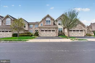13 Meadow View Ln, Malvern, PA 19355 - Photo 2