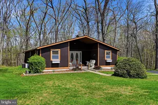 115 Windy Hill Rd, Downingtown, PA 19335 - Photo 2