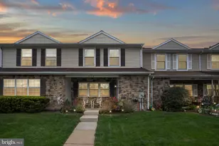 628 Lancaster Ct, Downingtown, PA 19335 - Photo 2