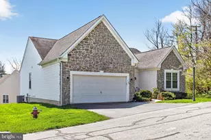1504 Iron Horse Ct, Downingtown, PA 19335 - Photo 4