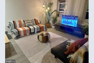 898 Woodlawn Avenue, Phoenixville, PA 19460 - Photo 2