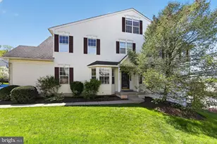 157 Fringetree Dr, West Chester, PA 19380 - Photo 2