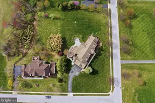 8 Deerfield Dr, Malvern, PA 19355 - Photo 42