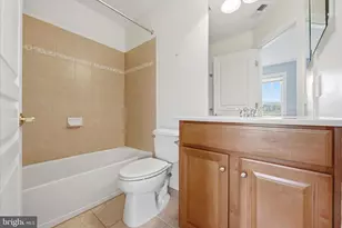 8 Deerfield Dr, Malvern, PA 19355 - Photo 32