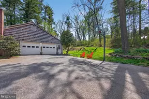 21 Pine Dr, Chester Springs, PA 19425 - Photo 2