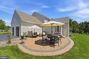 205 Maplewood Dr, Phoenixville, PA 19460 - Photo 32