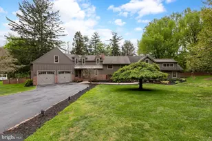 1324 College Hill Dr, Cheyney, PA 19319 - Photo 2