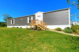 2140 Horseshoe Park, Honey Brook, PA 19344 - Photo 1