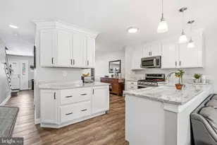 221 Cambridge Cir, Kennett Square, PA 19348 - Photo 4