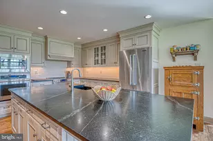 442 Chambers Ln, West Chester, PA 19382 - Photo 16