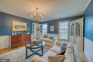 442 Chambers Ln, West Chester, PA 19382 - Photo 10