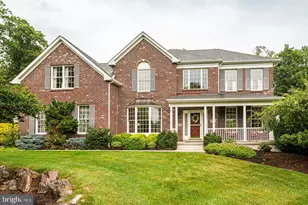 708 Dover Ct Pl, Downingtown, PA 19335 - Photo 2