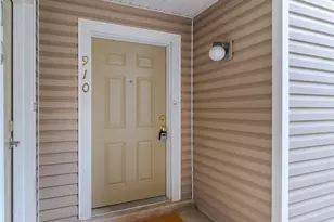 910 Railway Square, West Chester, PA 19380 - Photo 2