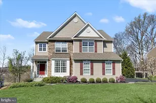 230 Ironstone Ln, Elverson, PA 19520 - Photo 2