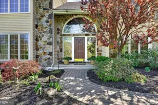 1675 Waterglen Dr, West Chester, PA 19382 - Photo 6