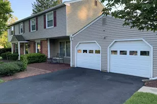 12 Pinewood Dr, Downingtown, PA 19335 - Photo 2