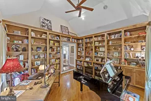 120 Pembrooke Cir, Phoenixville, PA 19460 - Photo 18
