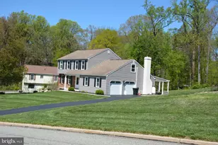 415 Pine Creek Rd, Exton, PA 19341 - Photo 2
